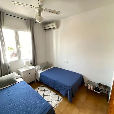 Adorable Bungalow En La Playa De Las Marinas *